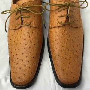 Men's 8 New in Box Tan Faux Ostrich Print Shoes